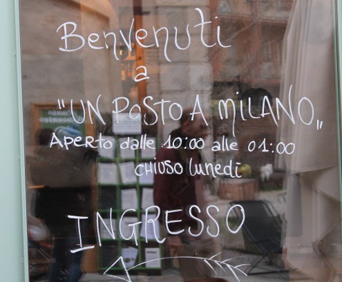 Un posta a Milano, Ristorante